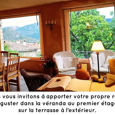 Chasteuil Chambres D'hotes Oda ve Kahvaltı *